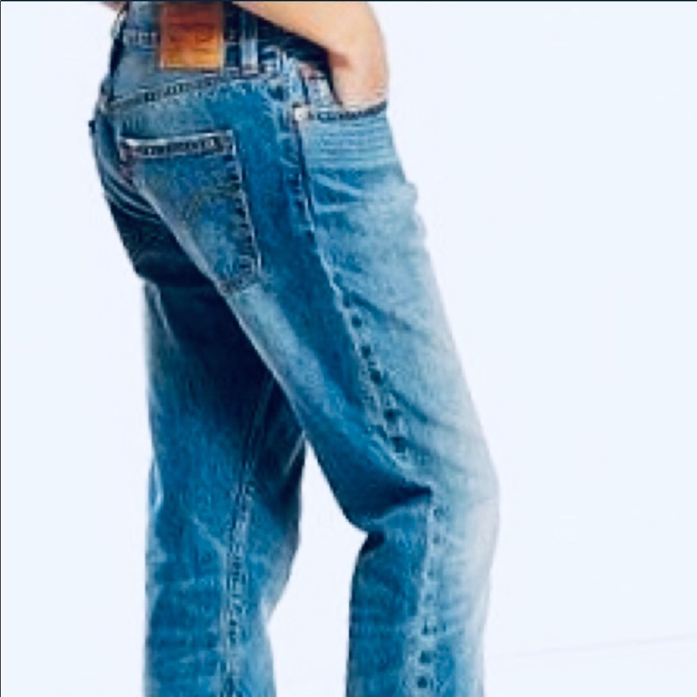 EUC Levi’s 501 Button Fly Boyfriend Jeans - Picture 3 of 8